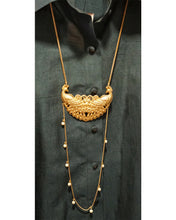 Load image into Gallery viewer, Mayura Grace Gold Necklace
