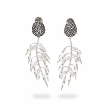 Load image into Gallery viewer, Silver Shortgrass Statement Earrings
