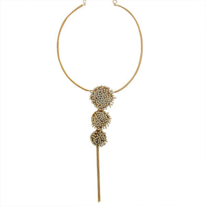 GOLD PLATED TWISTED WIRES HASLEE WITH 3 ROUND WIRE PEARLS AND TASSEL