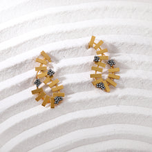 Load image into Gallery viewer, Golden ridge ear cuffs
