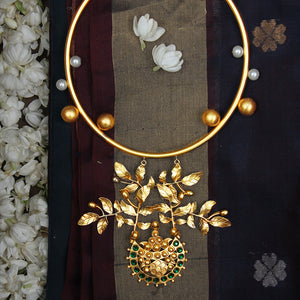 GOLD PLATED BEAD AND PEARLS HASLEE WITH SERRATE, & GREEN BP