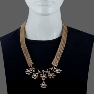 GOLD PLATED 3D CHAIN NECKPIECE WITH PEARL CLUSTERS ON CENTER