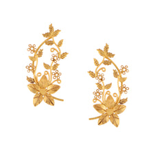 Load image into Gallery viewer, GOLD PLATED WILDERNESS AND ETCHING FLOWER EARCUFF
