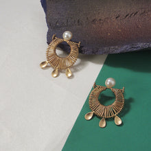 Load image into Gallery viewer, GOLD PLATED HALF PEARL AND STUD WIRE MOON EARRING WORN BY SONAM KAPOOR
