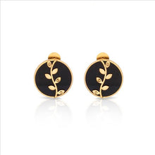 Load image into Gallery viewer, GOLD PLATED BLACK AC ROUND EARRING WITH VEIN &amp; LEAVES ON IT
