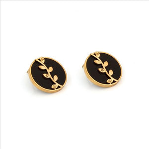 GOLD PLATED BLACK AC ROUND EARRING WITH VEIN & LEAVES ON IT