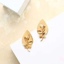 Load image into Gallery viewer, gold-drop-shaped-foliage-stud-earrings
