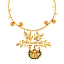 Load image into Gallery viewer, GOLD PLATED BEAD AND PEARLS HASLEE WITH SERRATE, &amp; GREEN BP
