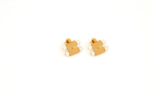 Load image into Gallery viewer, GOLD TONED BRICK AND PEARL STACKED DUO STUD EARRINGS
