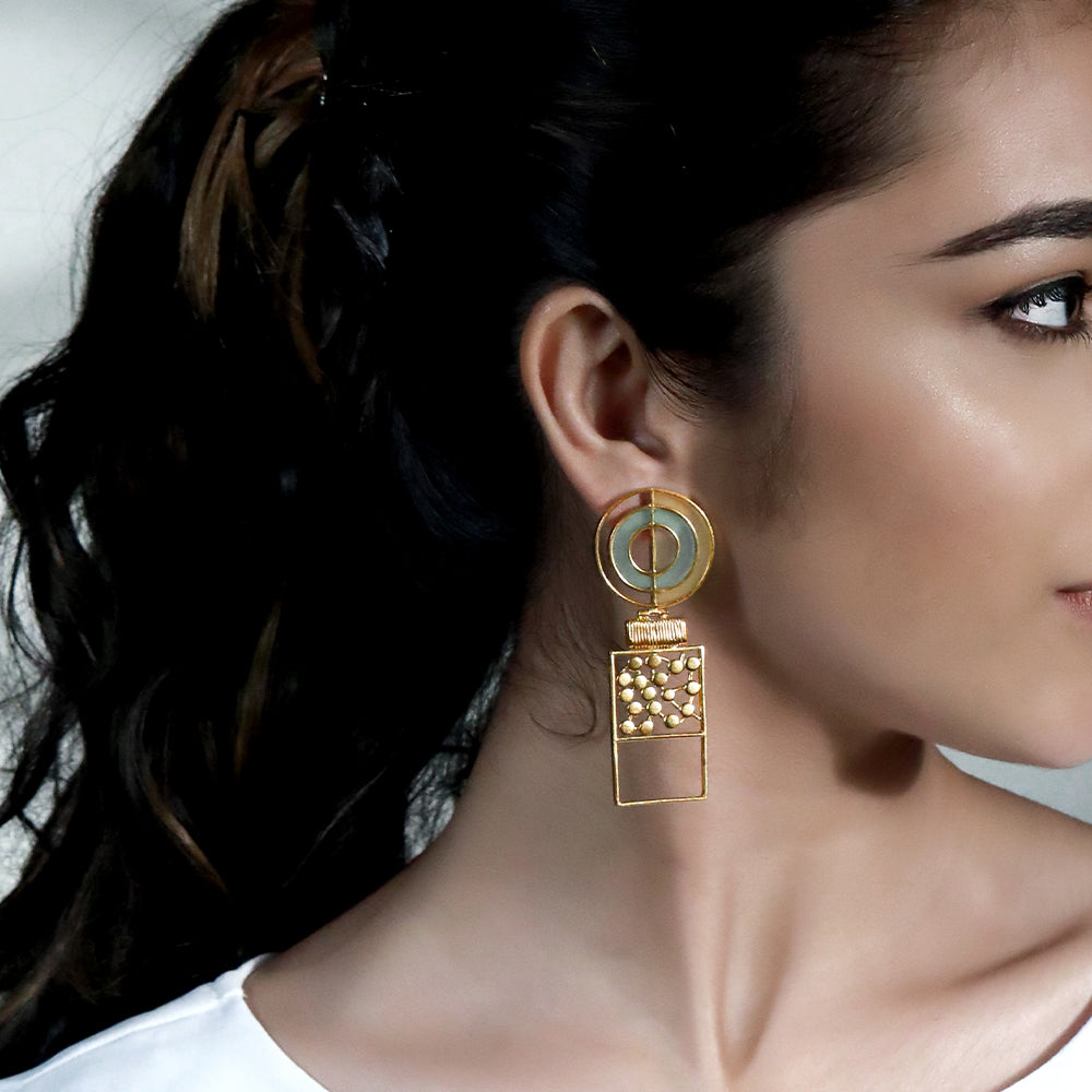 GOLD TONED SPLIT CIRCULAR BLOCK DROP EARRINGS WITH ACRYLIC & DOTTED DETAIL