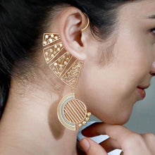 Load image into Gallery viewer, GOLD TONED DOTTED ARC EAR CUFFS WITH TWIST LINED CIRCLE &amp; ACRYLIC ARCS
