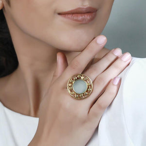 GOLD TONED ROUND RING WITH CYAN ACRYLIC & DOTTED CIRCLE