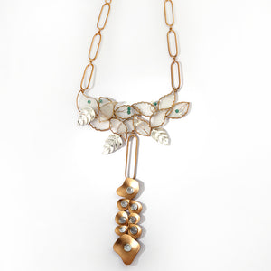 Crystal commotion necklace (with golden drop hanging)