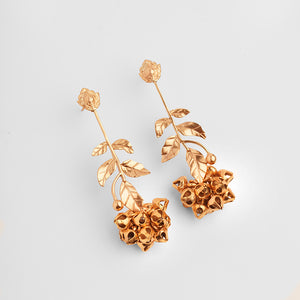 GOLD PLATED AND GHUNGROO EARRING
