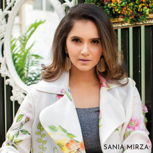 Load image into Gallery viewer, Gold Toned Acrylic Disc Drop Earrings With Beaten Metal Detail WORN BY SANIA MIRZA

