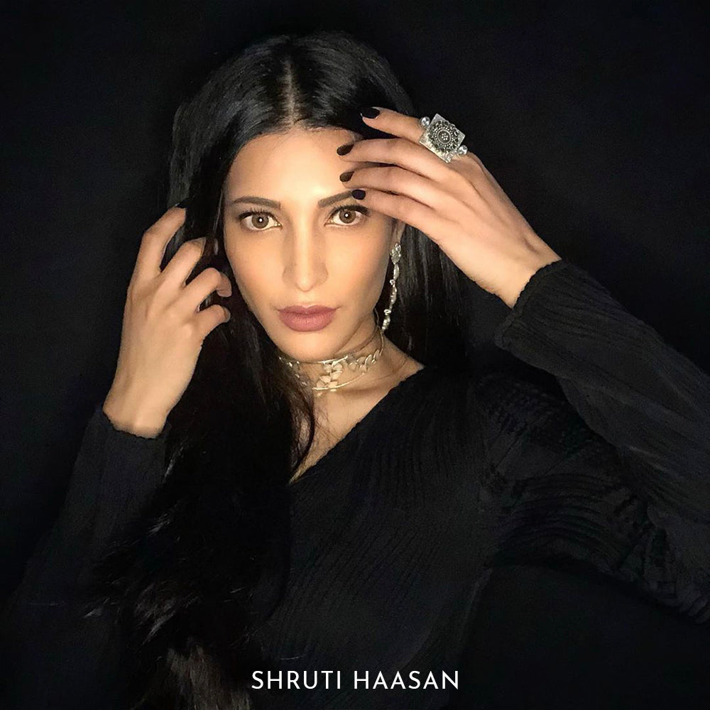 Silver Square Finger Ring With Floral Emblem & Green Crystals - Worn by Shruti Haasan