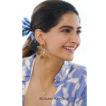 Load image into Gallery viewer, women's-accessories

