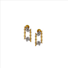 Load image into Gallery viewer, Everlasting element earring in gold tone
