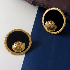 gold-round-earrings-with-roses-worn-by-sonam-kapoor