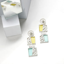 Load image into Gallery viewer, SILVER TONED BLOCK DROP EARRINGS WITH SPLIT ACRYLIC &amp; DOTTED BLOCKS
