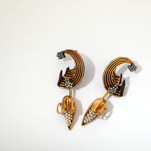Load image into Gallery viewer, Lost in the Maize Earring

