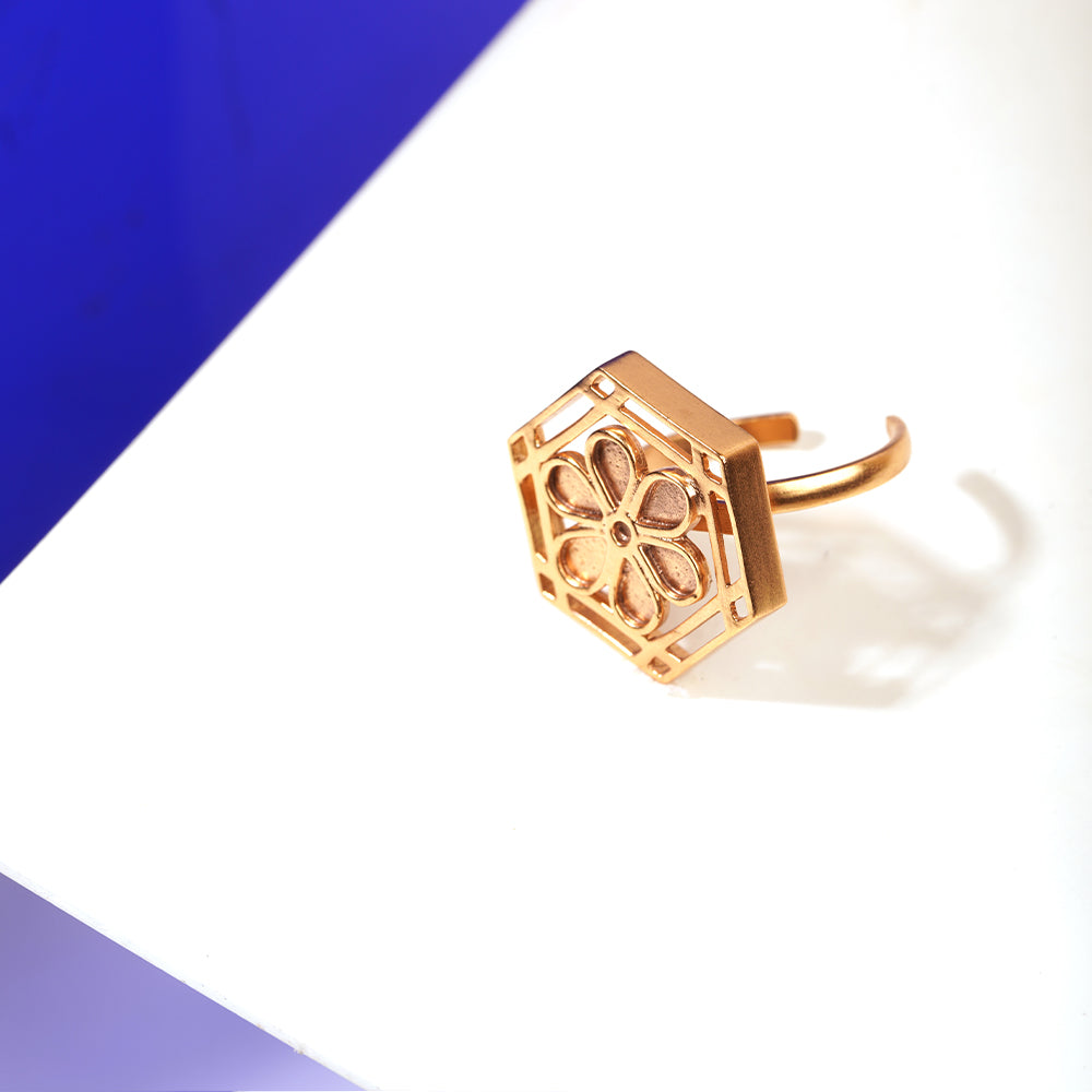 GOLD PLATED HEXAGON PETUNIA FLOWER RING