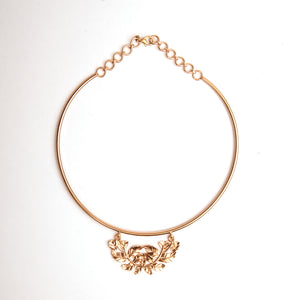 GOLD PLATED WIRE HASLEE WITH CRECENT SERRATE
