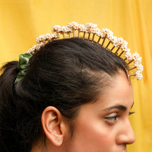 Load image into Gallery viewer, Pearl bunch mohawk Worn by Sonam Kapoor
